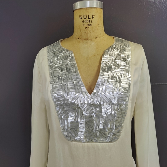 Julie Brown Silk Tunic with Embellished Silver Sequin V-neck - Size 6 - Picture 4 of 13